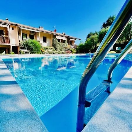 Residenza Riviera Degli Olivi Lägenhet Torri Del Benaco Exteriör bild