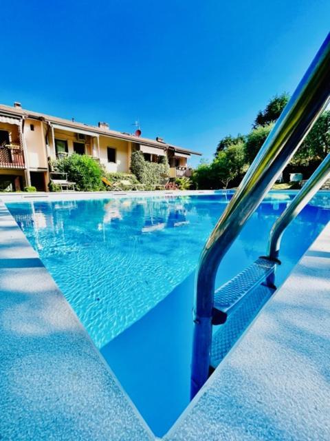 Residenza Riviera Degli Olivi Lägenhet Torri Del Benaco Exteriör bild