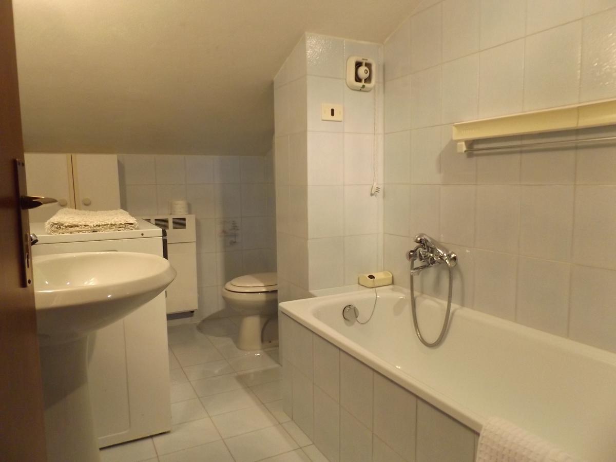 Residenza Riviera Degli Olivi Lägenhet Torri Del Benaco Exteriör bild