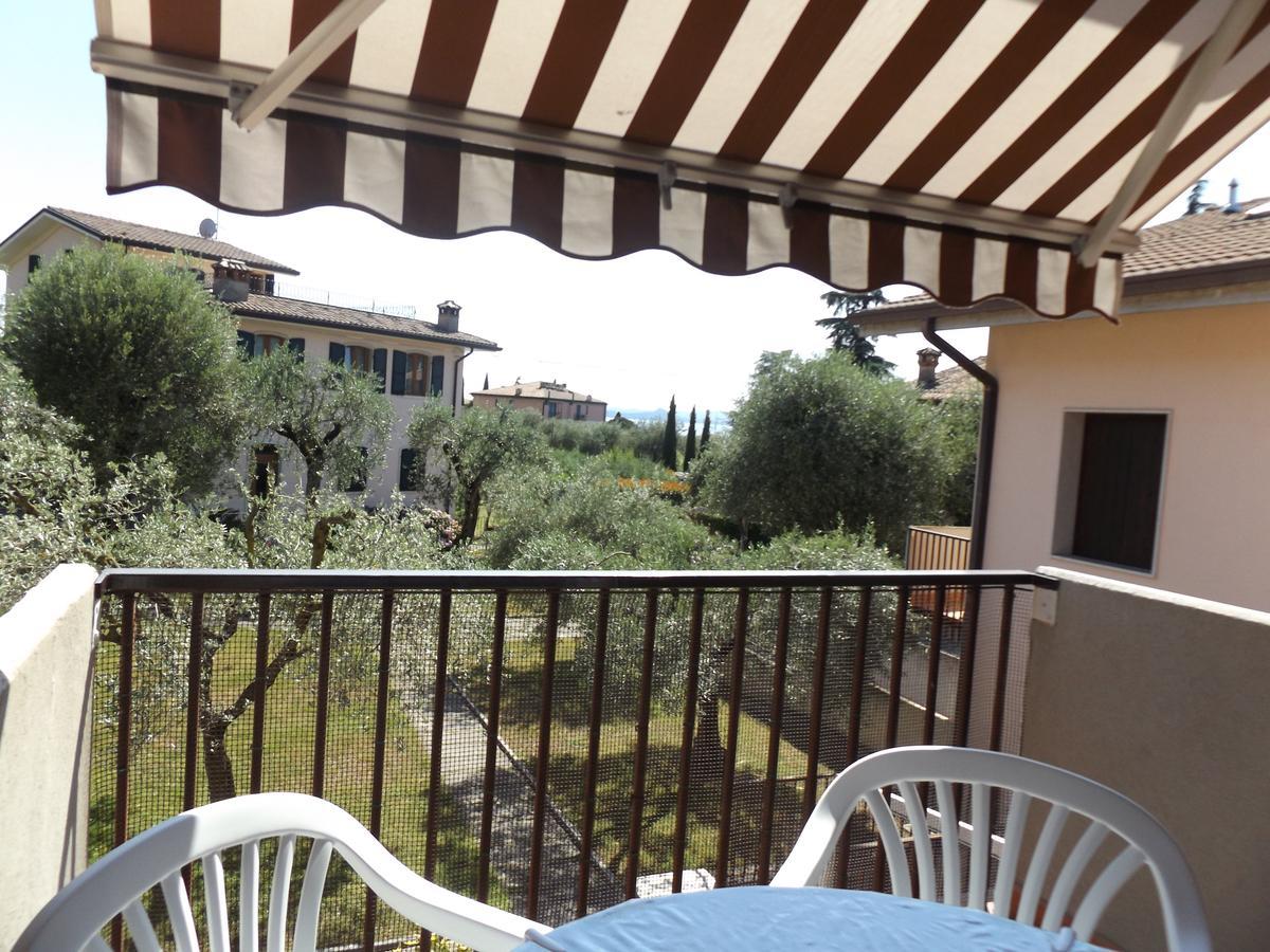 Residenza Riviera Degli Olivi Lägenhet Torri Del Benaco Exteriör bild