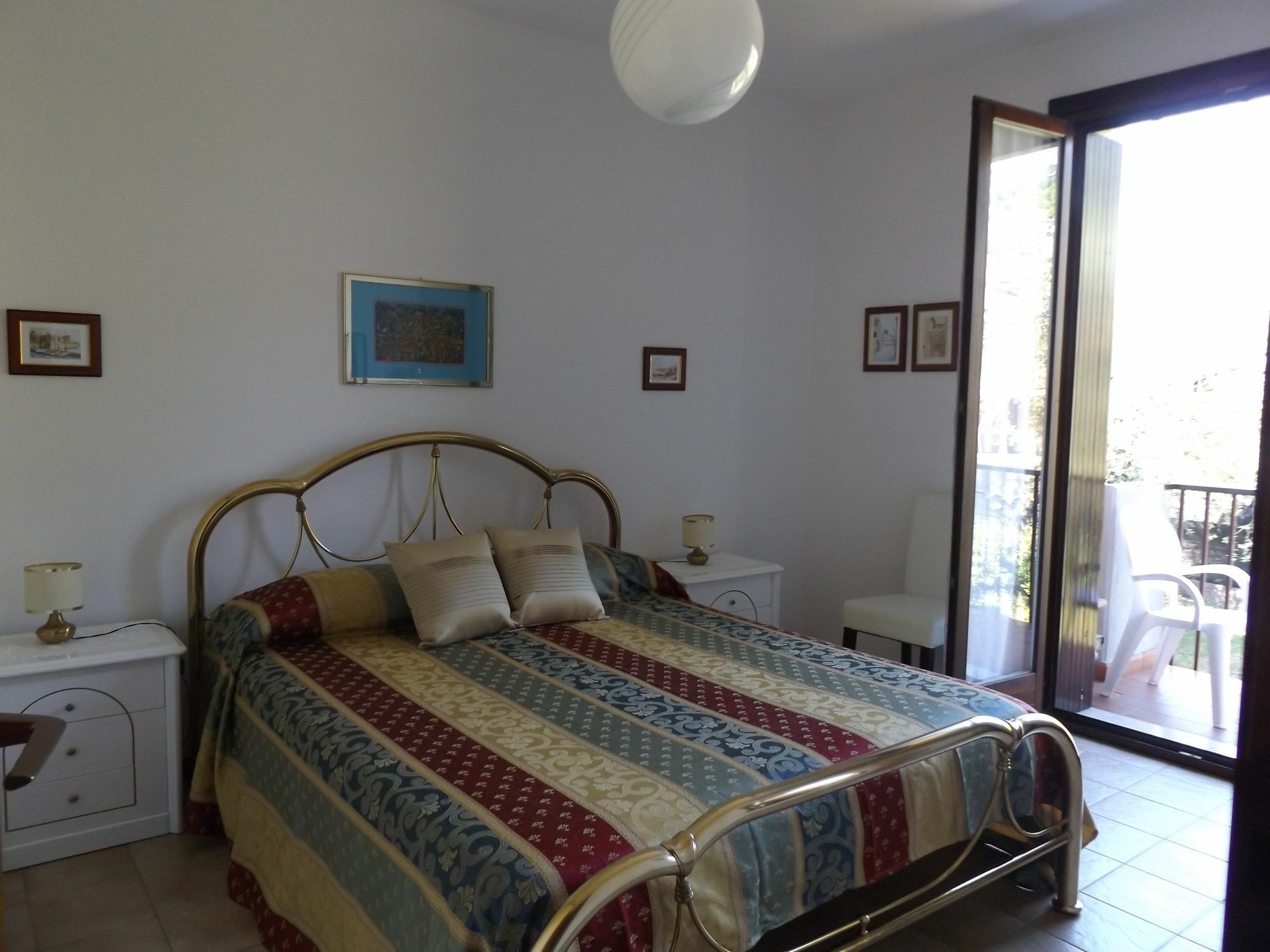 Residenza Riviera Degli Olivi Lägenhet Torri Del Benaco Exteriör bild